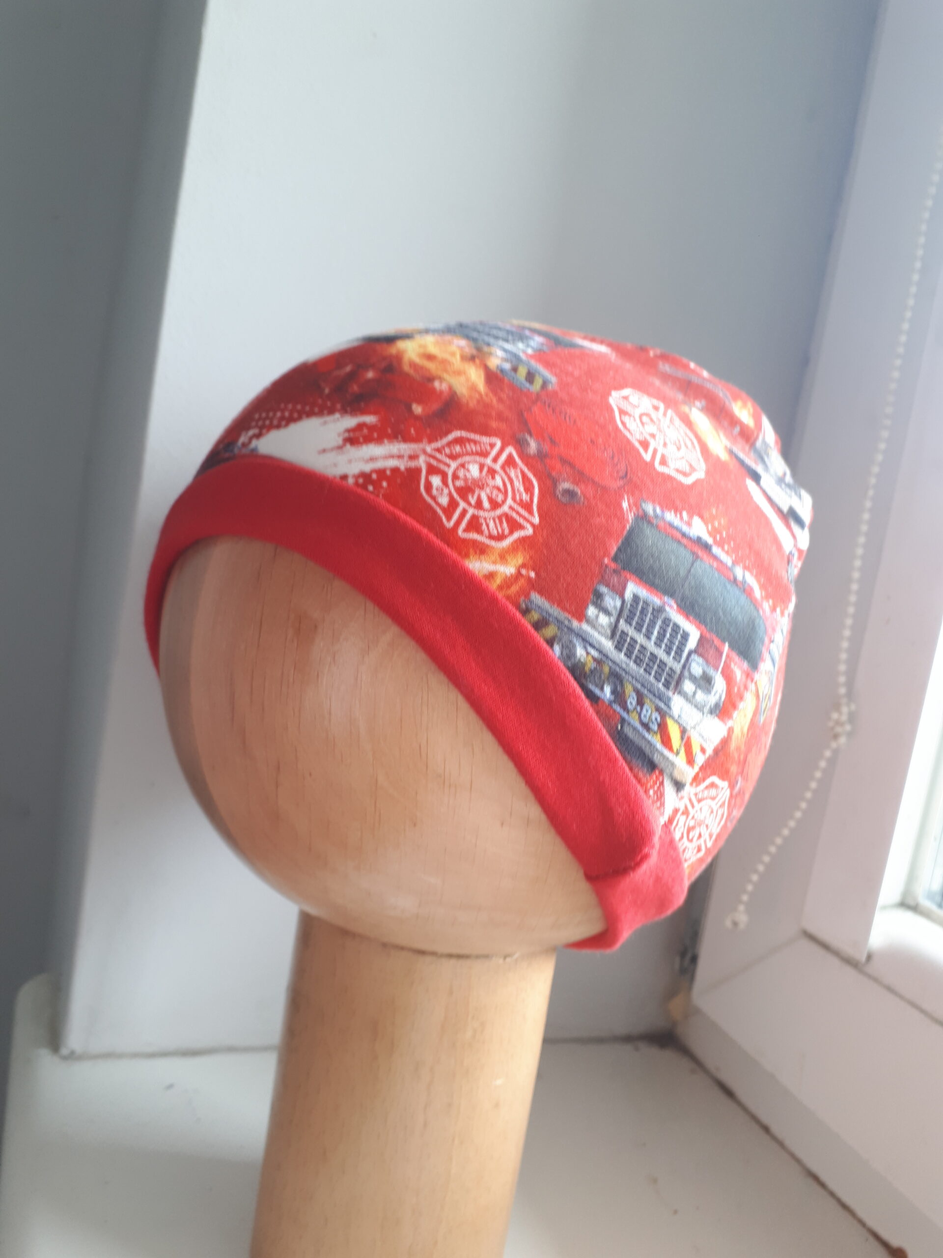 Czapka smerfetka straż pożarna